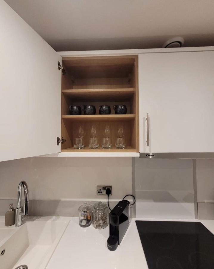 Luxury 2 Bed Apartment In The Heart Of Rochester Wainscot ภายนอก รูปภาพ